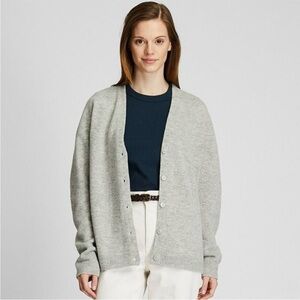 Uniqlo 100% Wool Soft Knit V-Neck Button-Up Cardigan - Size S